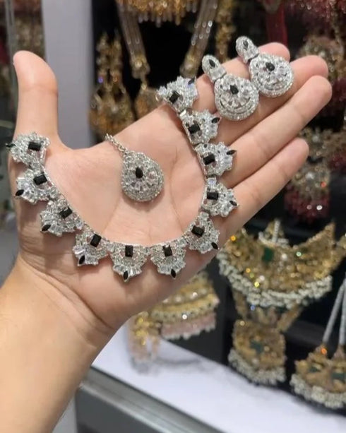 Zarmina Blossom Set
